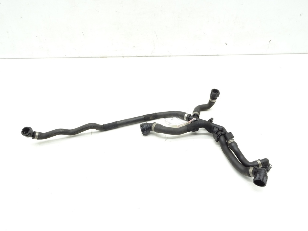 [STARK-405239] Tubo de refrigerante BMW Serie 7 (F01/F02/F03/F04)