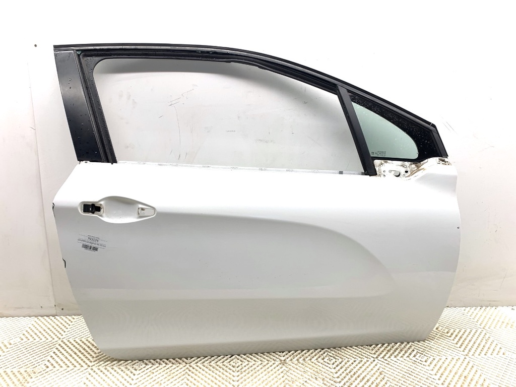 [STARK-793124] Puerta delantera derecha PEUGEOT 208 I (CA_, CC_) 2012-2022