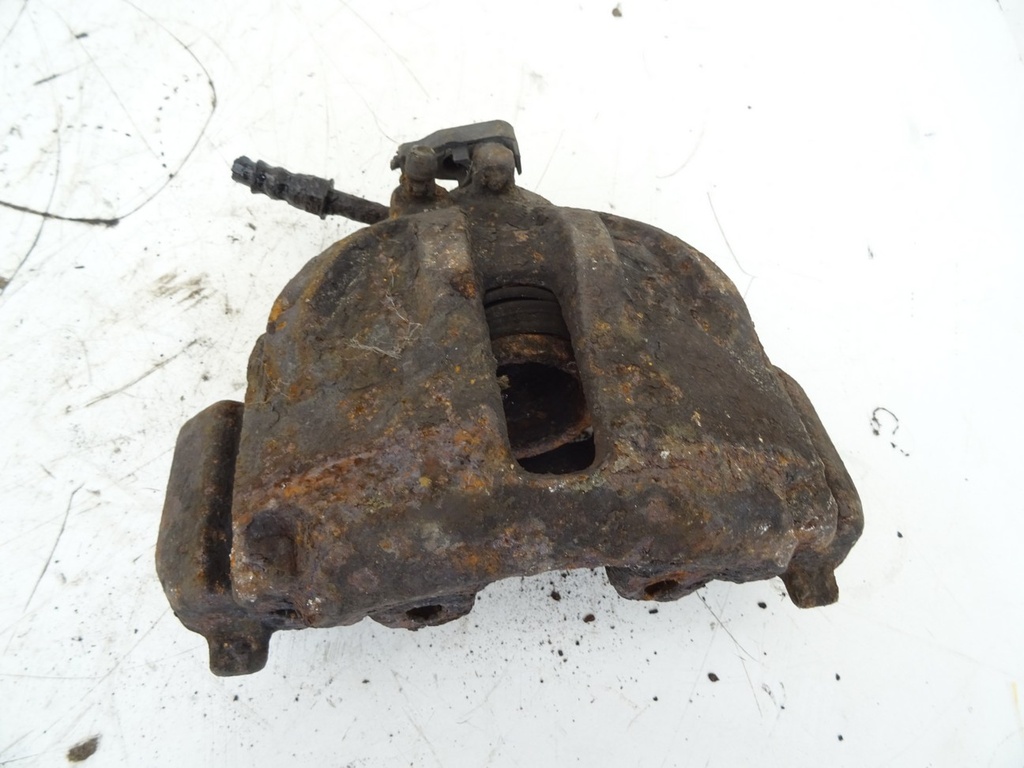 [STARK-420855] Pinza de freno delantera derecha VW LT 28-35 II