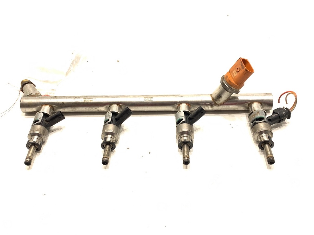 [STARK-899400] Riel de combustible AUDI A8 D4 (4H2, 4H8, 4HC, 4HL) 2009-2018