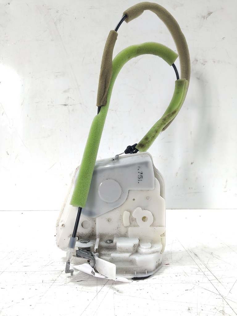 [MTD-538493] Cerradura de puerta Mazda CX-5