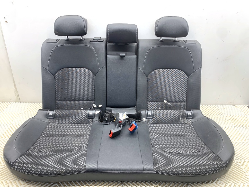 [STARK-900710] Asiento trasero KIA XCEED (CD) 1.6 GDI Hybrid 104 kW 2019-2022
