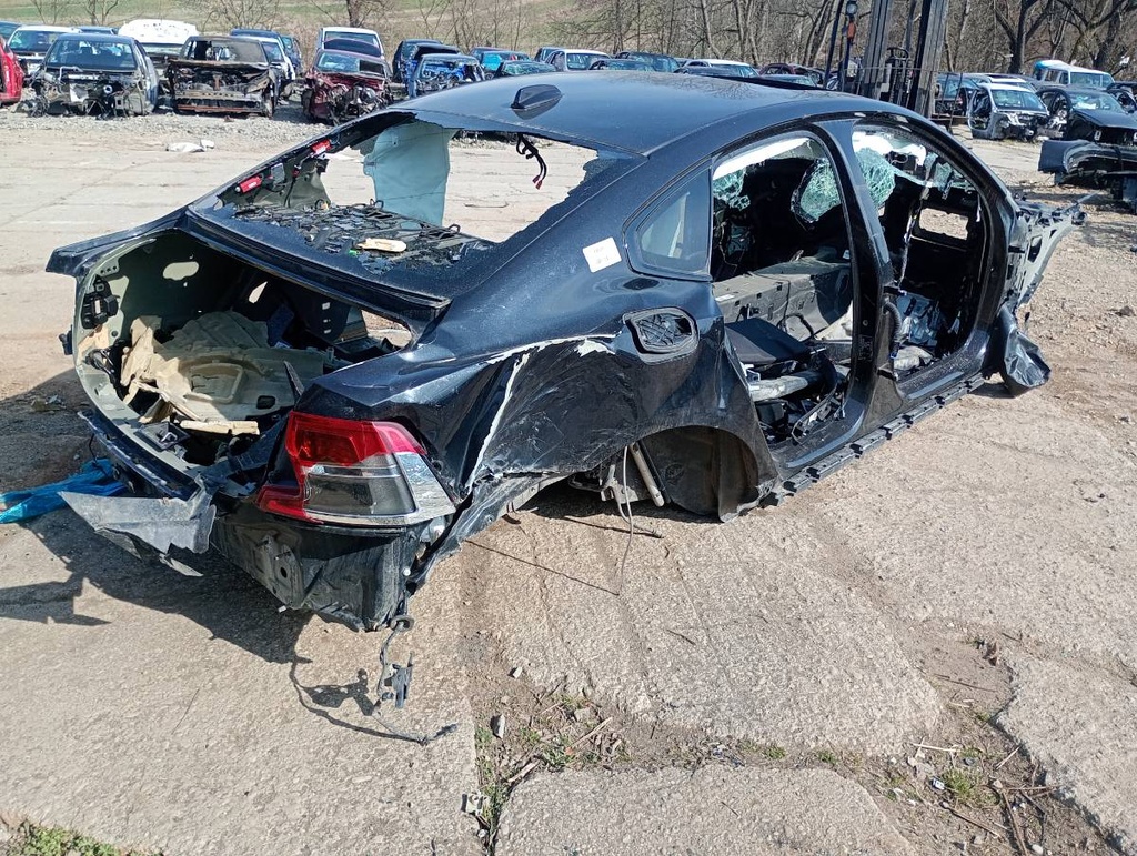 [STARK-831858] Panel lateral trasero VOLVO S90 II (234)