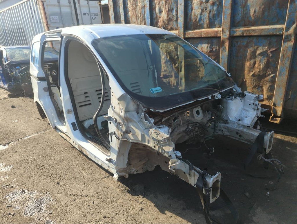 [STARK-839886] Panel lateral trasero Ford Transit Courier B460