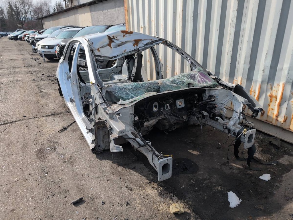 [STARK-844686] Panel lateral trasero KIA CEED (CD)