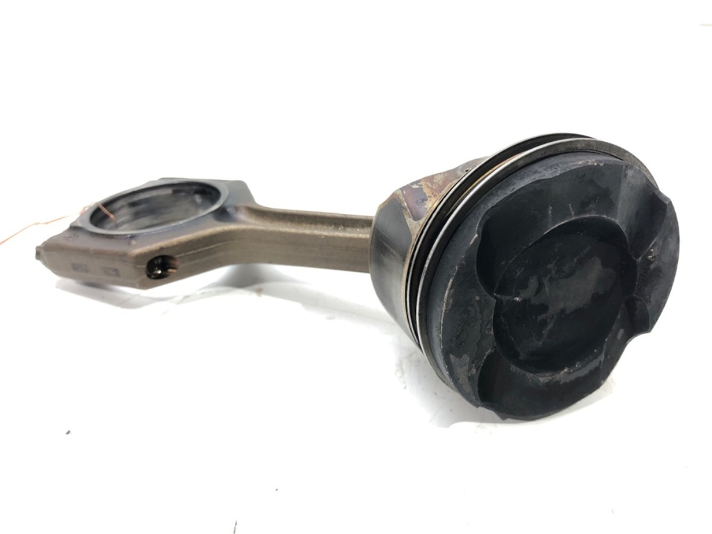 [STARK-533911] Pistón con biela BMW Serie 5 (F10) 535i 225 kW (306 CV) 2010-2016