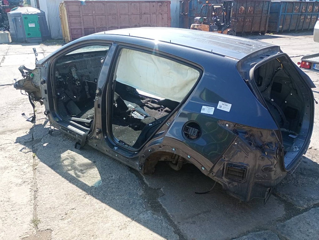 [STARK-944578] Panel lateral trasero KIA Sportage IV (QL, QLE)