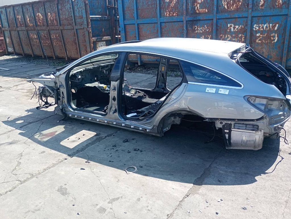 [STARK-944581] Panel lateral trasero MERCEDES-BENZ CLS Shooting Brake (X218)
