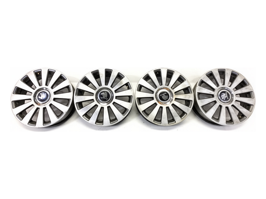 [STARK-731081] Juego de llantas de aleación 17 pulgadas SKODA SUPERB II