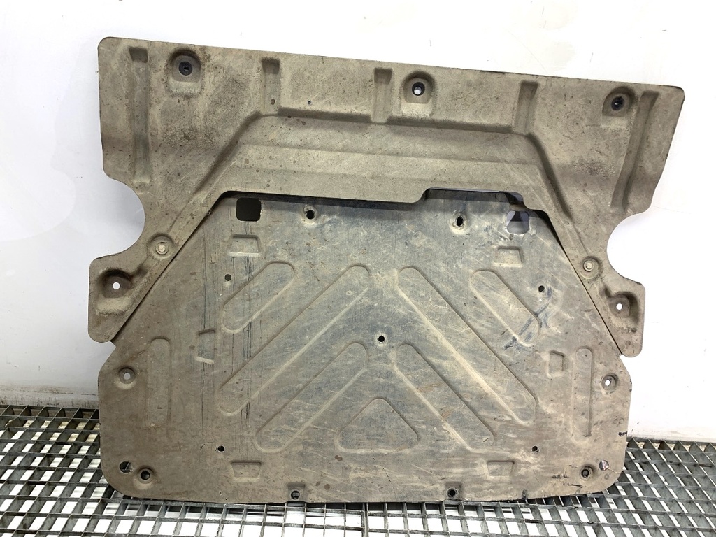 [STARK-883145] Cubrecarter Mercedes-Benz eSPRINTER (B910)