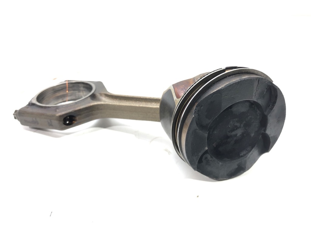 [STARK-533912] Pistón con biela BMW 5 (F10) 535i 225 kW N55B30A