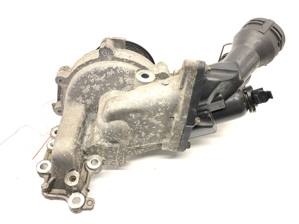 [STARK-856879] Bomba de agua Mercedes-Benz Sprinter (B907)