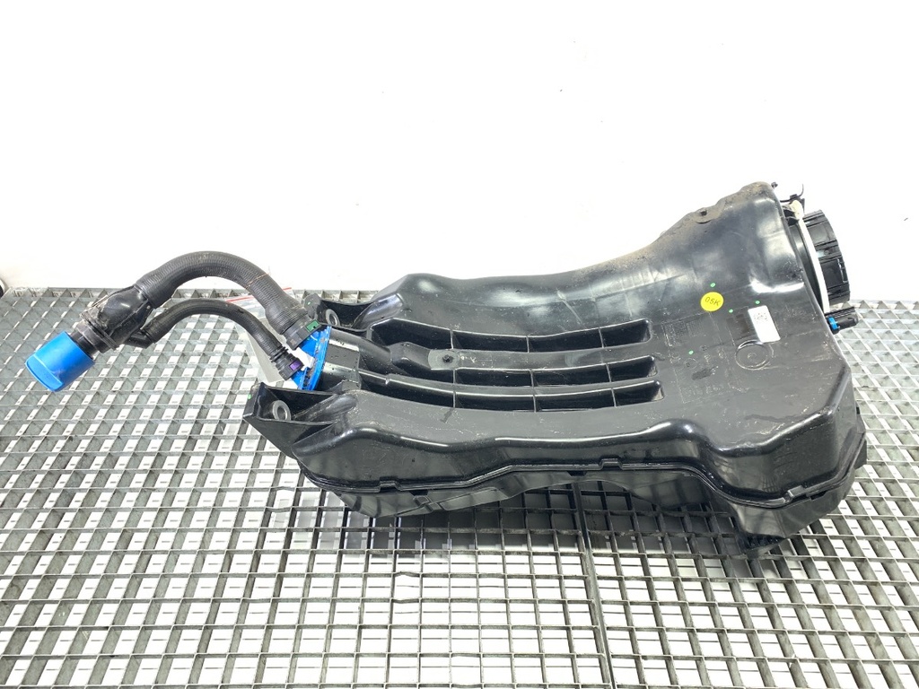 [STARK-798071] Depósito de AdBlue Audi Q8 (4MN) 2018-2022