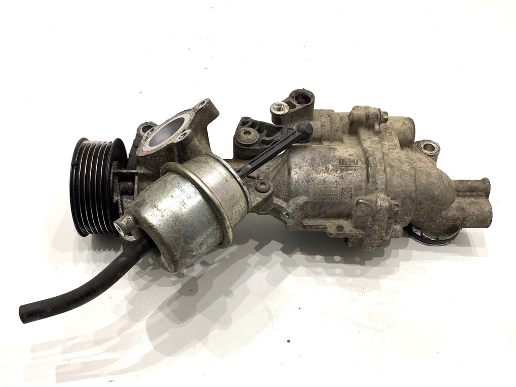 [STARK-891721] Bomba de agua MERCEDES-BENZ Clase E (W212)