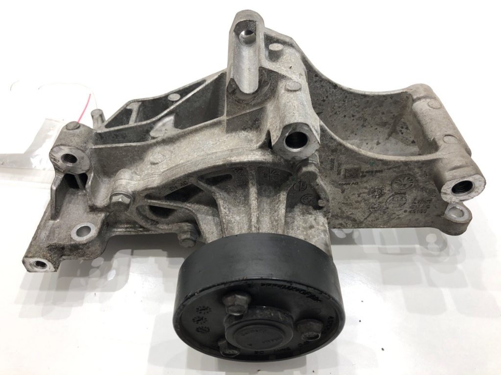 [STARK-903317] Bomba de agua para BMW X5 (G05, F95)