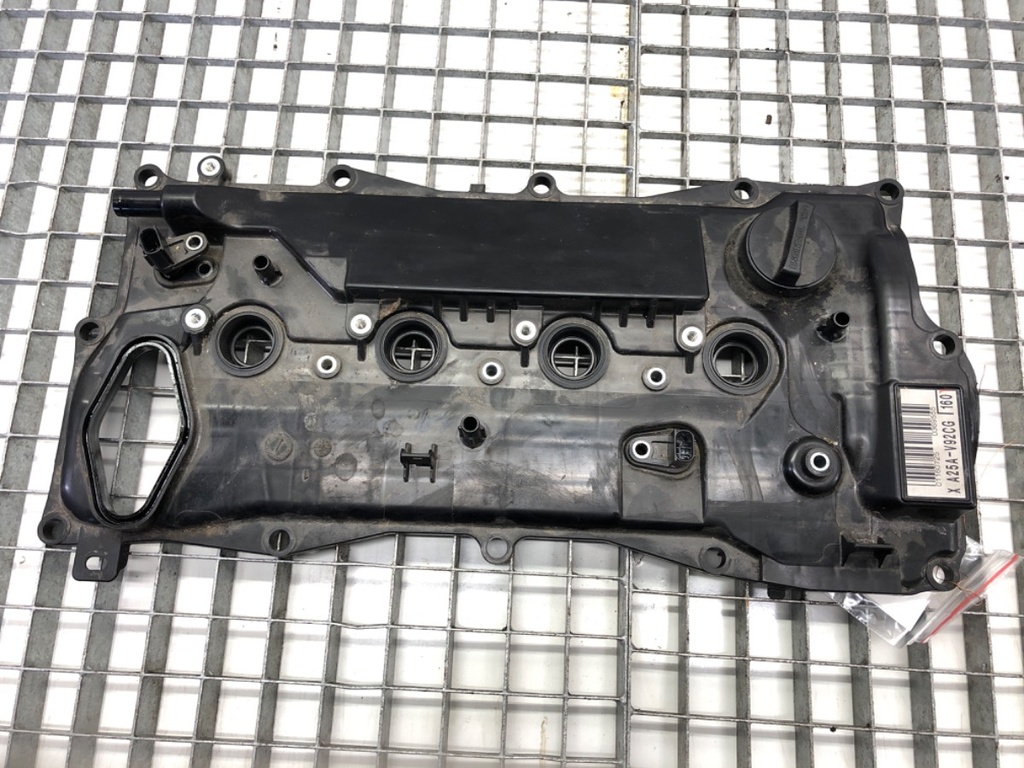 [STARK-902027] Tapa de balancines Toyota Camry (_V7_, _VA7_, _VH7_)
