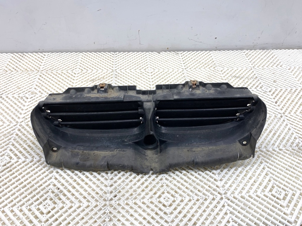 [STARK-904760] Guía de aire BMW Serie 5 (E60)