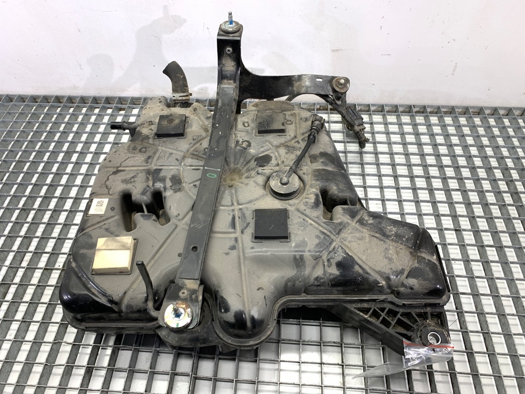 [STARK-849159] Depósito de AdBlue Jaguar E-PACE (X540)