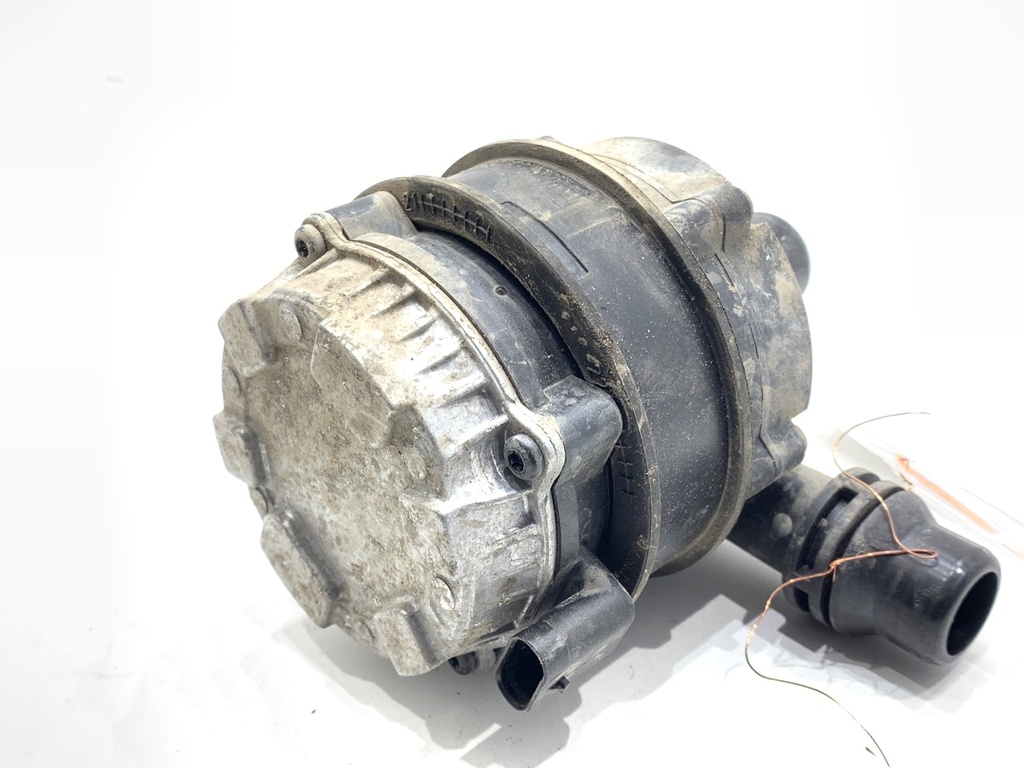 [STARK-880759] Bomba de agua MERCEDES-BENZ eSPRINTER (B910)