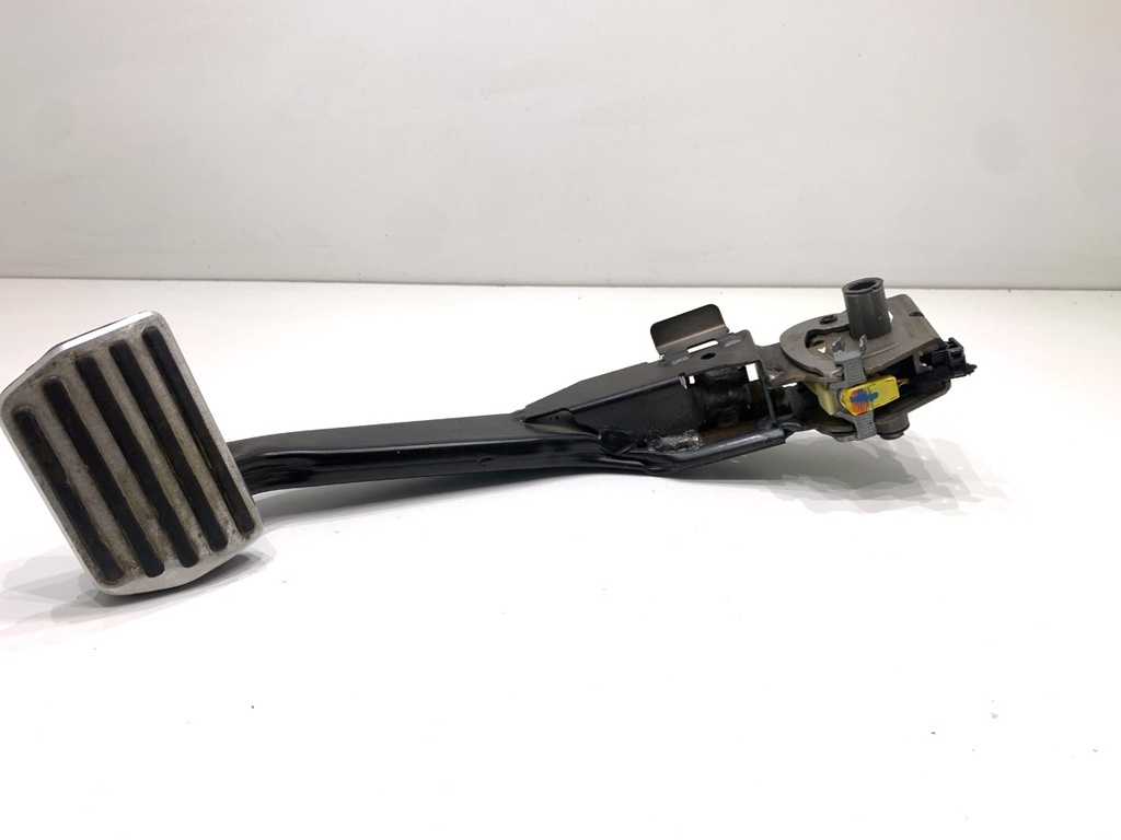 [STARK-832030] Pedal de freno para Volvo S90 II