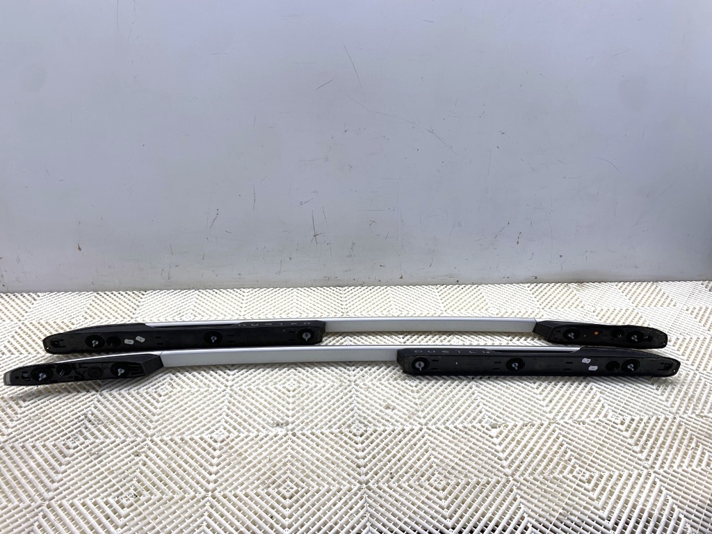 [STARK-883468] Juego de barras de techo Dacia Duster (HM_)