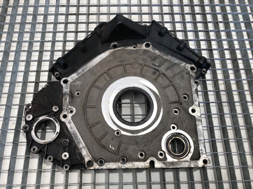 [STARK-888225] Tapa de distribución Audi R8 (422, 423)