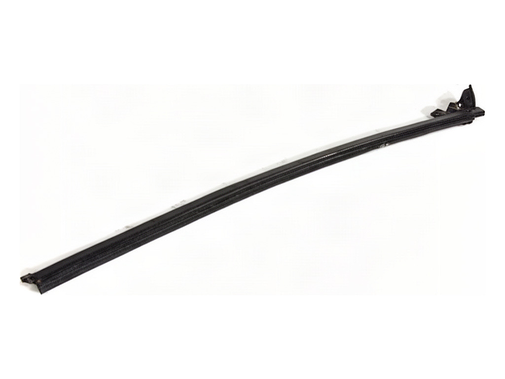 [STARK-931347] Moldura de puerta delantera derecha Maserati 3200 GT