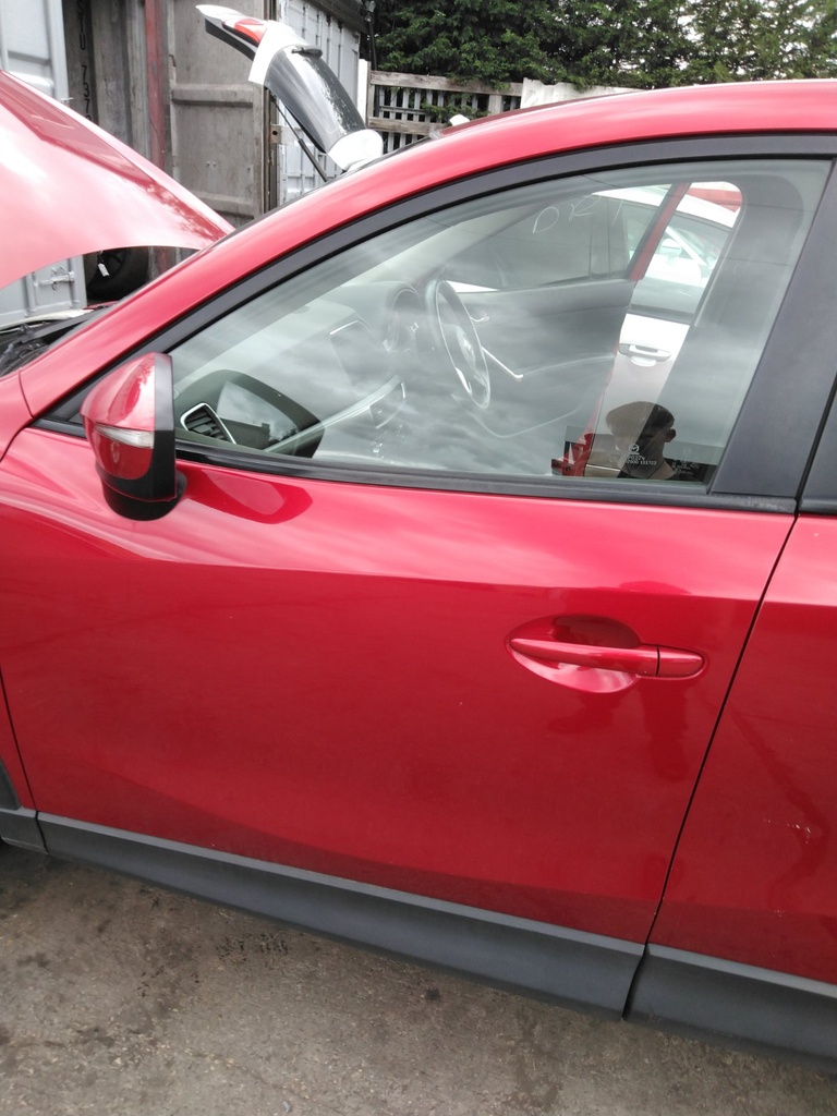 [EPE-127179] Puerta delantera izquierda Mazda CX-5 (2012-2017)