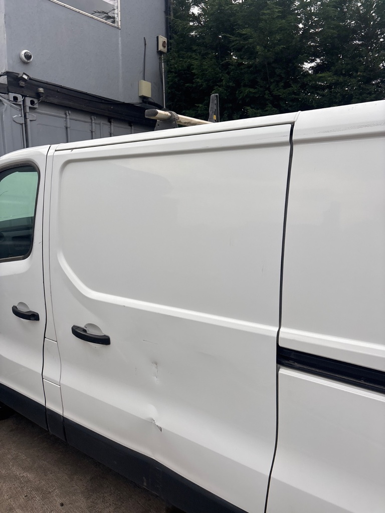 [EPE-127372] Puerta corredera lateral izquierda Opel Vivaro B X82