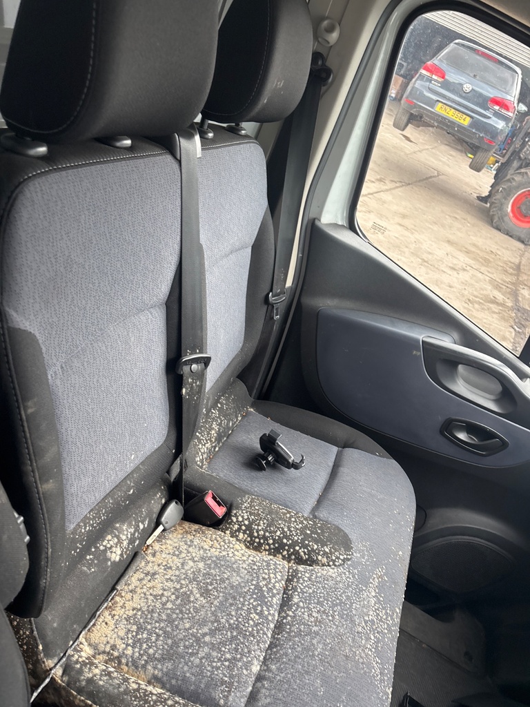 [EPE-127336] Asiento delantero izquierdo Opel Vivaro B X82