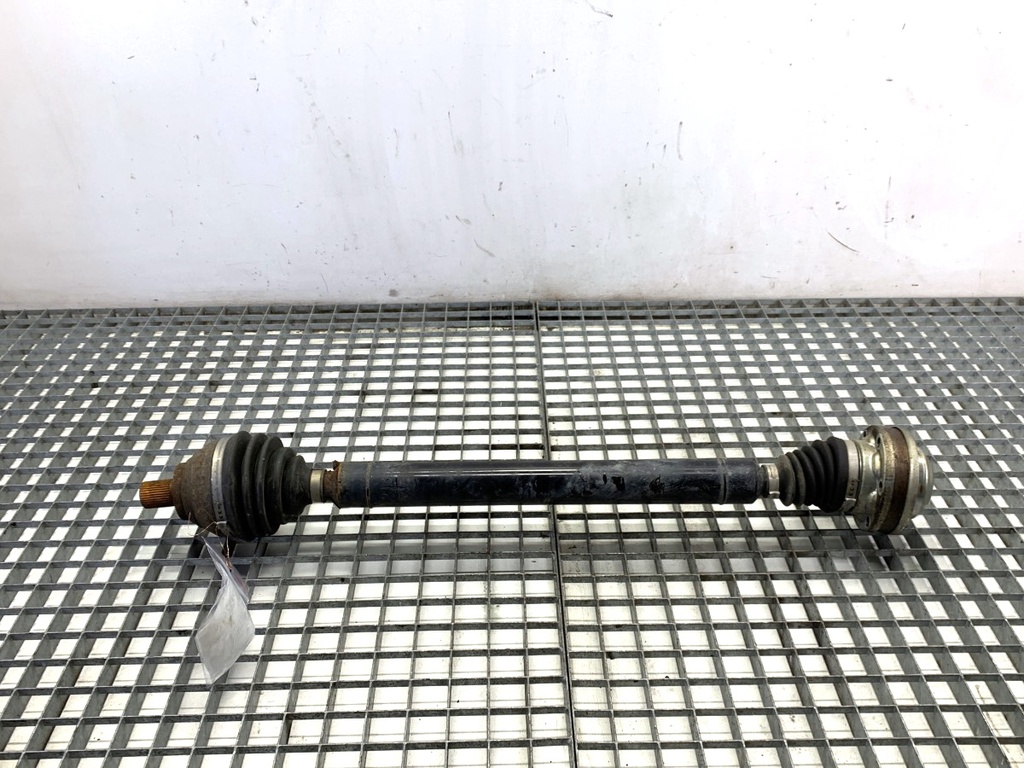 [STARK-909926] Semieje delantero derecho VW Caddy IV 2.0 TDI 110 kW 5K0407272A