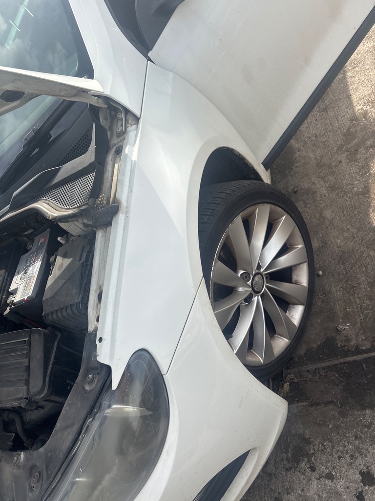[EPE-127382] Aleta delantera izquierda VW Scirocco