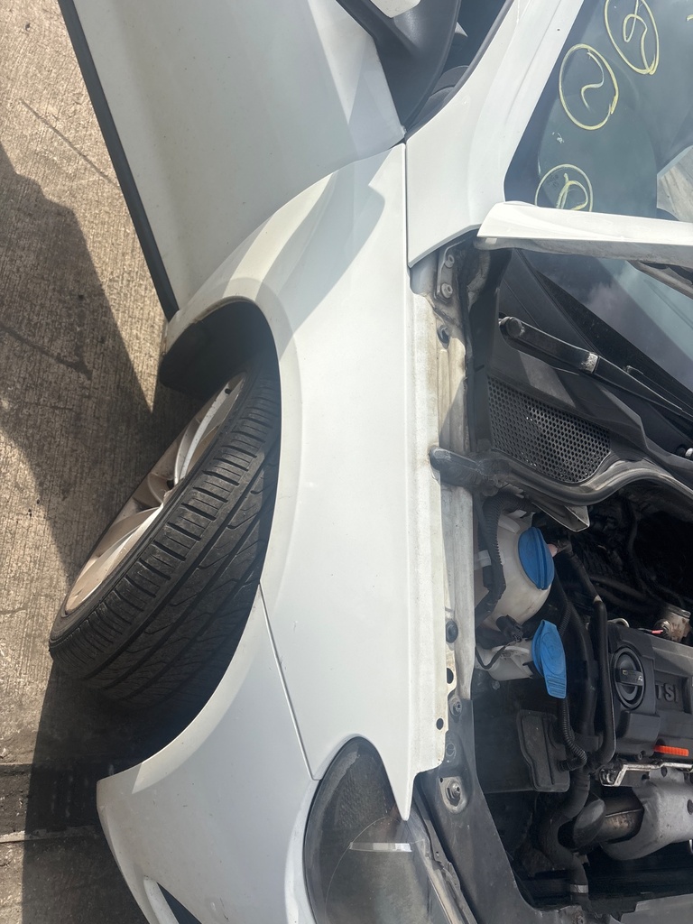[EPE-127383] Aleta delantera derecha VW Scirocco (2008-2017)