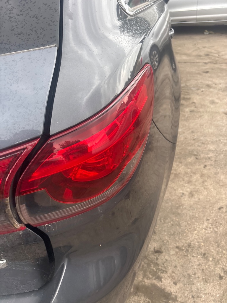 [EPE-126829] Piloto trasero derecho Mazda 6