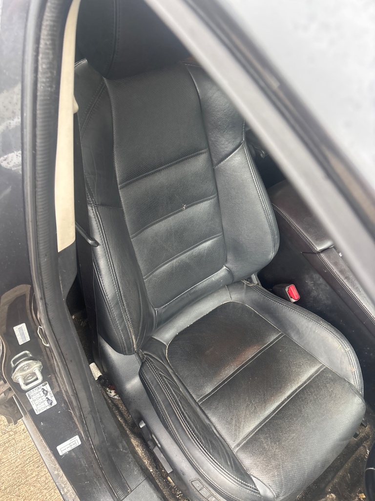 [EPE-126815] Asiento delantero derecho Mazda 6