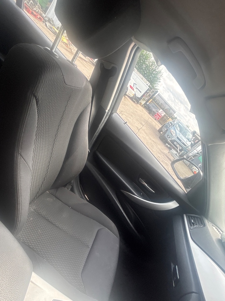 [EPE-127245] Asiento delantero izquierdo BMW Serie 3 E91 335d
