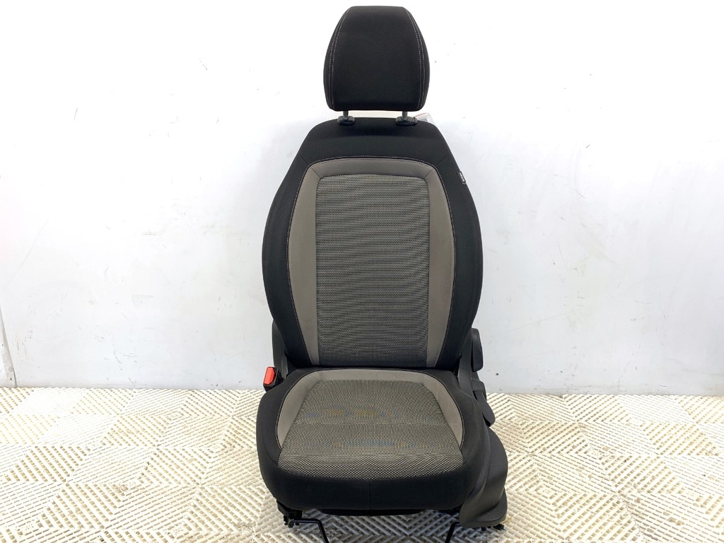 [STARK-910487] Asiento delantero izquierdo FIAT Tipo sedán (356_) 2015-2022