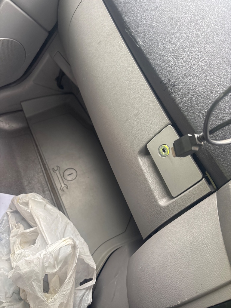 [EPE-126557] Guantera Mercedes-Benz Sprinter 3.5-T