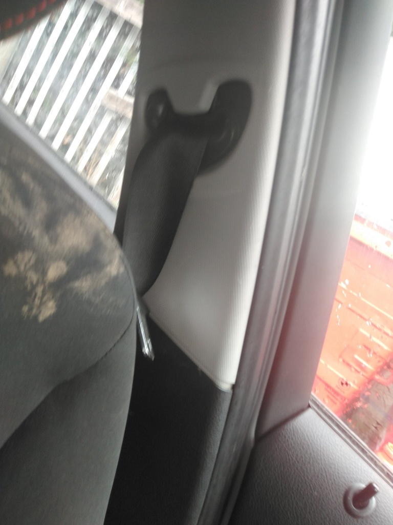 [EPE-126647] Pretensor de cinturón de seguridad delantero izquierdo BMW Serie 1