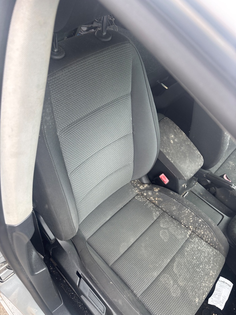 [EPE-126901] Asiento delantero derecho VW Golf 1.6 TDI