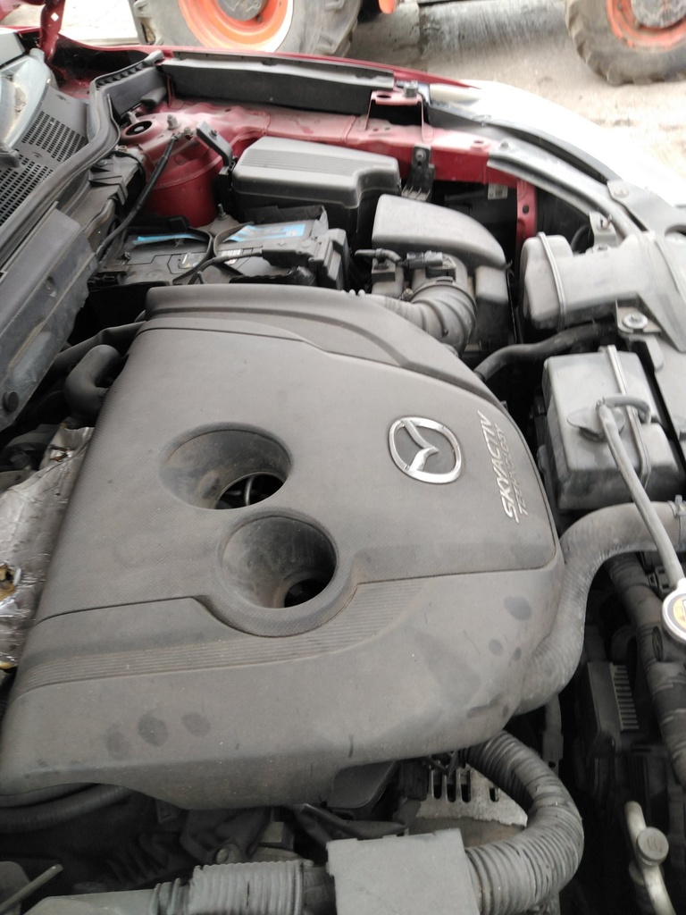[EPE-127122] Tapa de motor Mazda CX-5