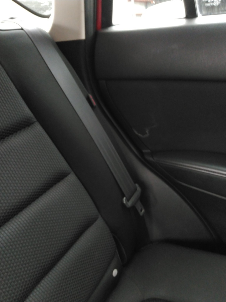[EPE-127202] Pretensor de cinturón de seguridad trasero izquierdo Mazda CX-5