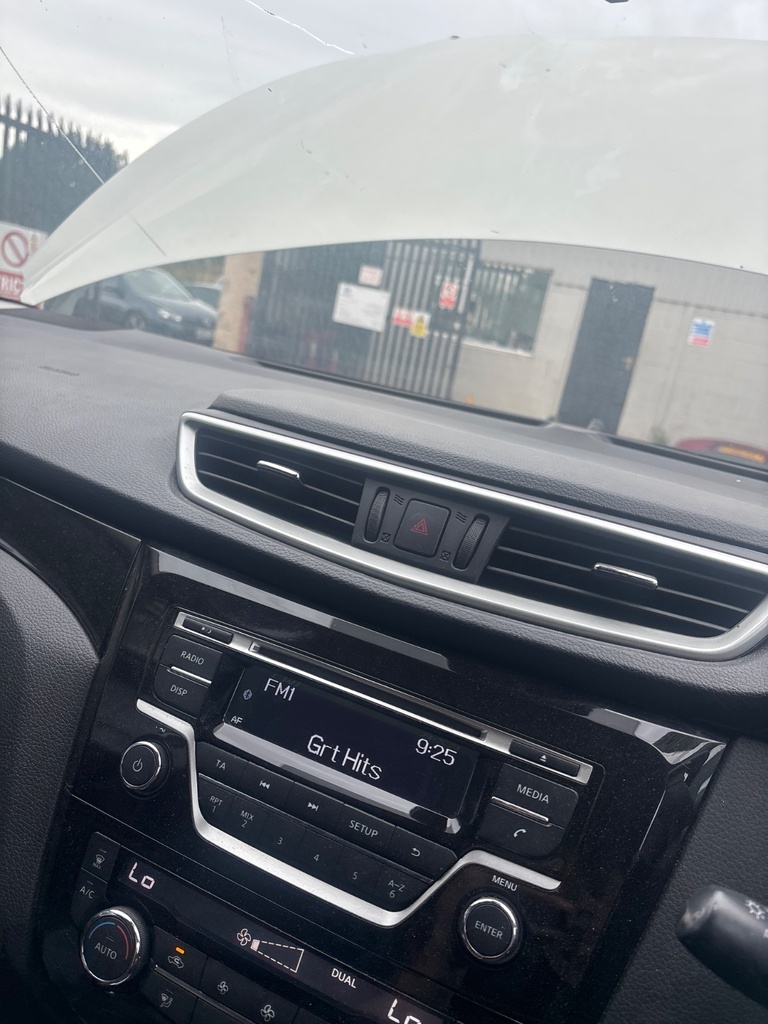 [EPE-126316] Rejilla de ventilación salpicadero Nissan Qashqai