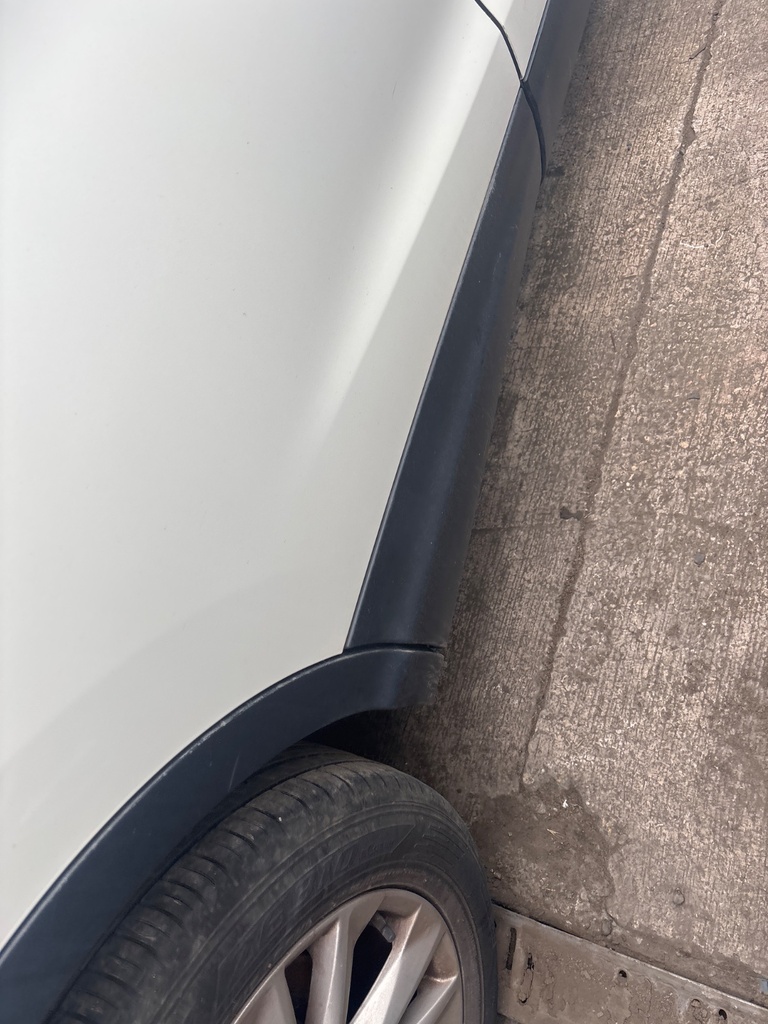 [EPE-126358] Panel de revestimiento de puerta trasera derecha Nissan Qashqai (2013-2018)