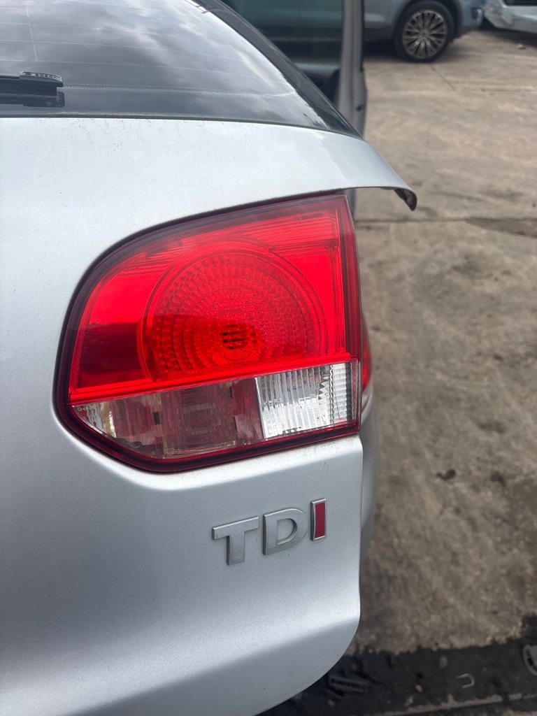 [EPE-126907] Piloto trasero derecho VW Golf