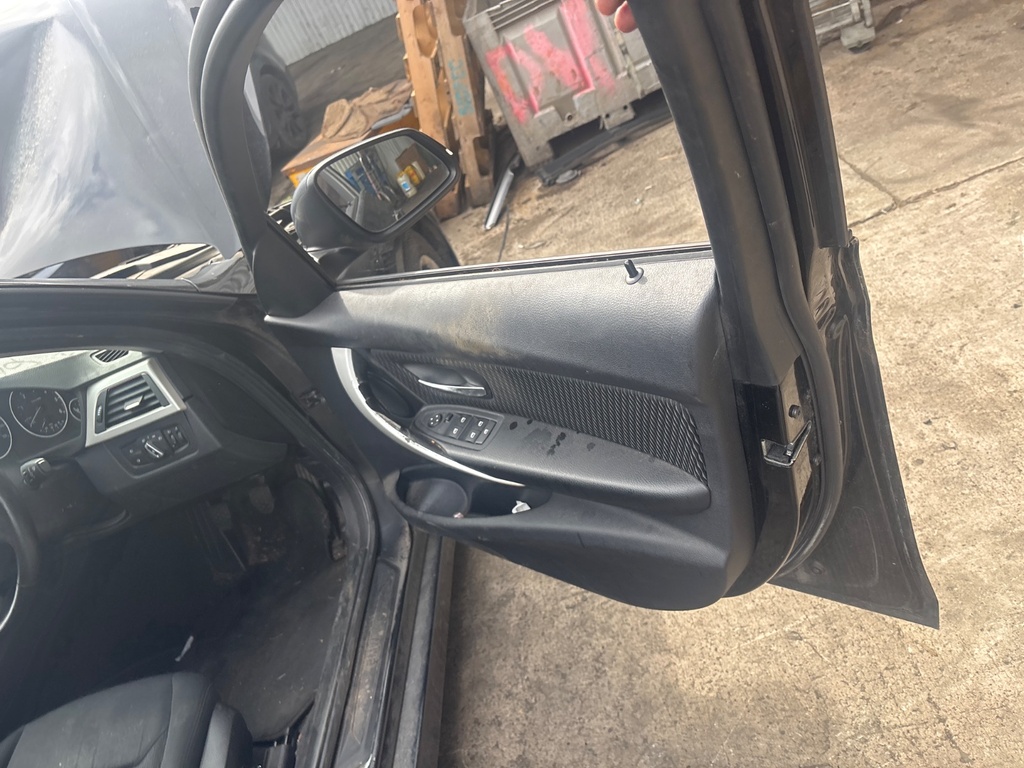 [EPE-127222] Panel de puerta BMW Serie 3 E91 2007