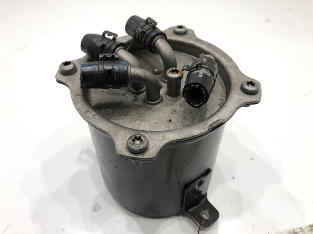 [STARK-912768] Base de filtro de combustible Audi Q7 (4LB) 3.0 TDI quattro 2006-2016