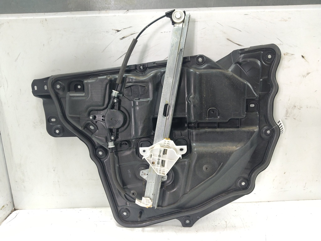 [MTD-538575] Motor de elevalunas Mazda CX-5