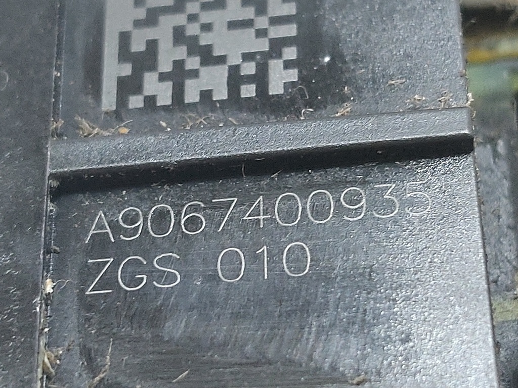 [MTD-538709] Cerradura de puerta Mercedes Sprinter B906