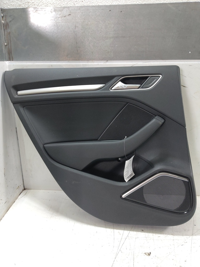 [MTD-538684] Revestimiento de puerta Audi A3